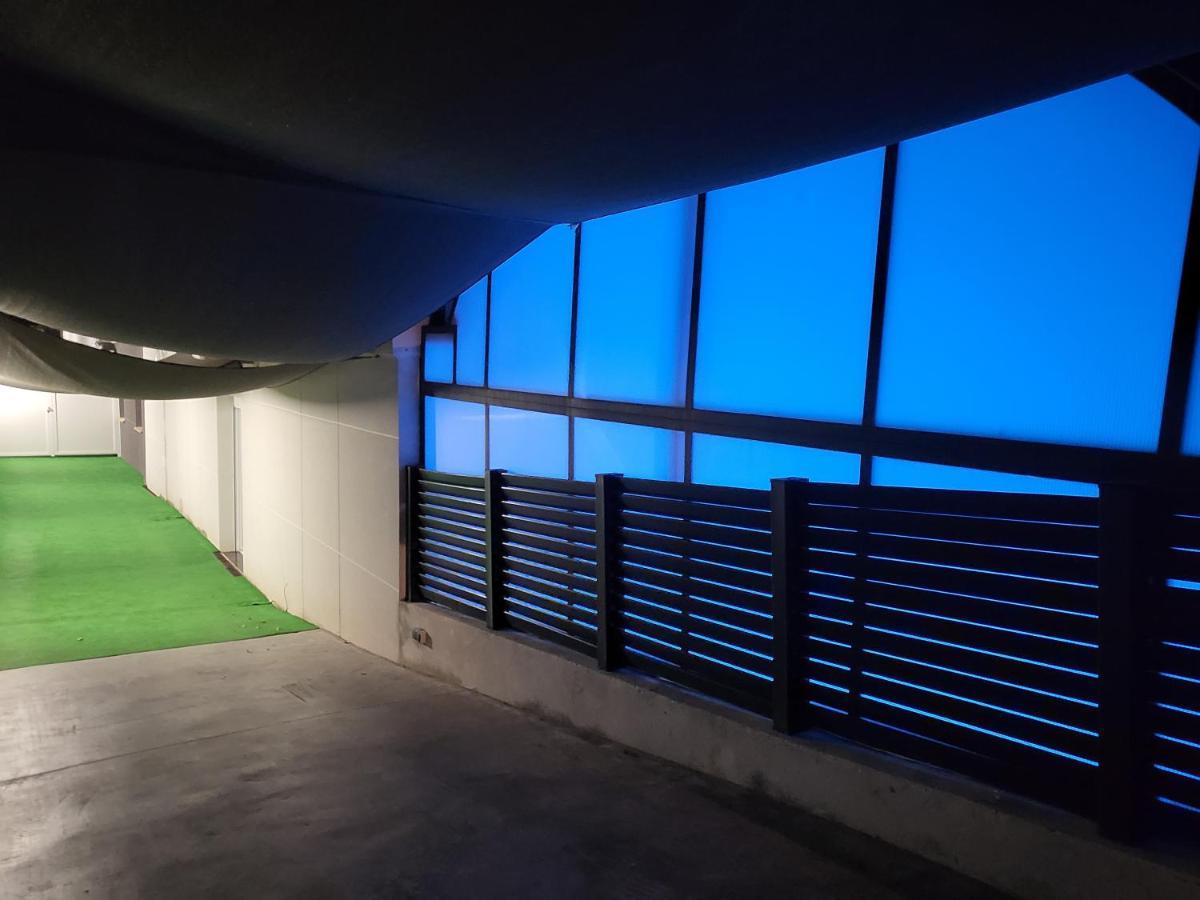 Luxurious Villa Marly II Castelldefels Esterno foto